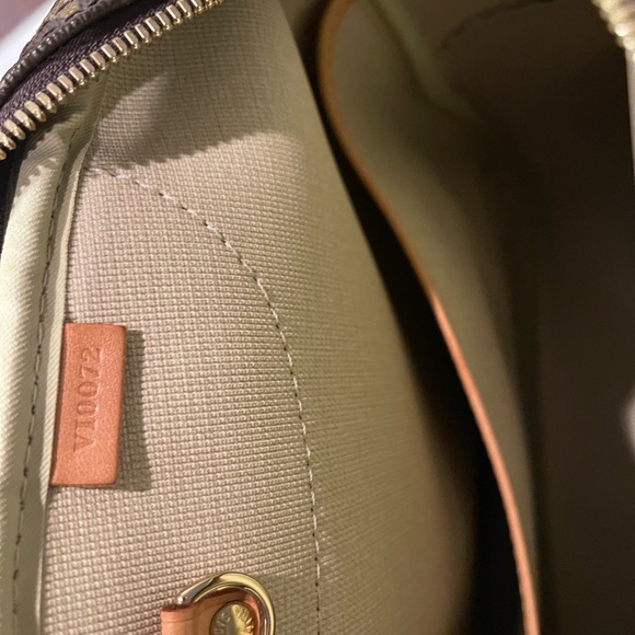 Louis Vuitton luggage Alize two Compartments - Picture 9 of 17